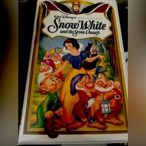 Walt Disney (classicmovie) Snow White and the seven dwarfs